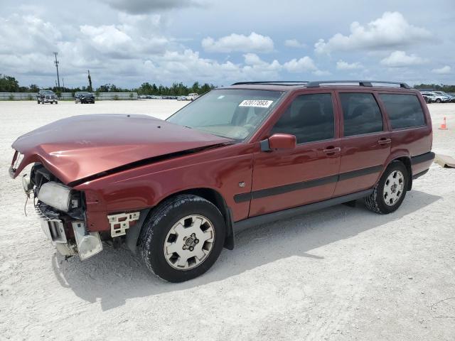 VOLVO V70 XC 2000 with VIN YV1LZ56D2Y2643261 - Photo from auction