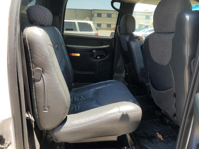 Photo 10 from auction – 2002 CHEVROLET AVALANCHE with VIN 3GNEC13T12G102437