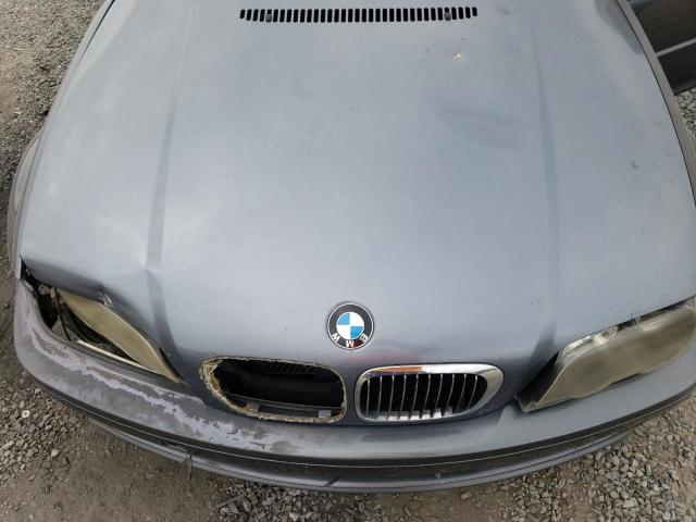 Photo 11 from auction – 2002 BMW 325 CI with VIN WBABS334X2JY58895