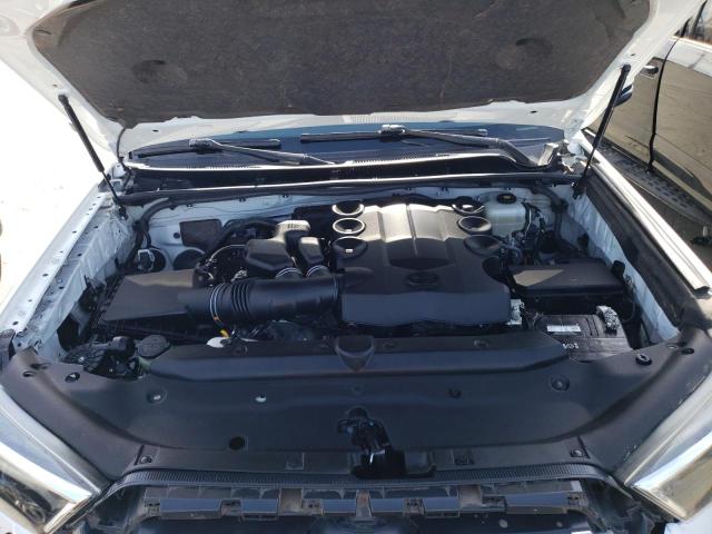 Photo 12 from auction – 2019 TOYOTA 4RUNNER SR with VIN JTEBU5JR2K5666916