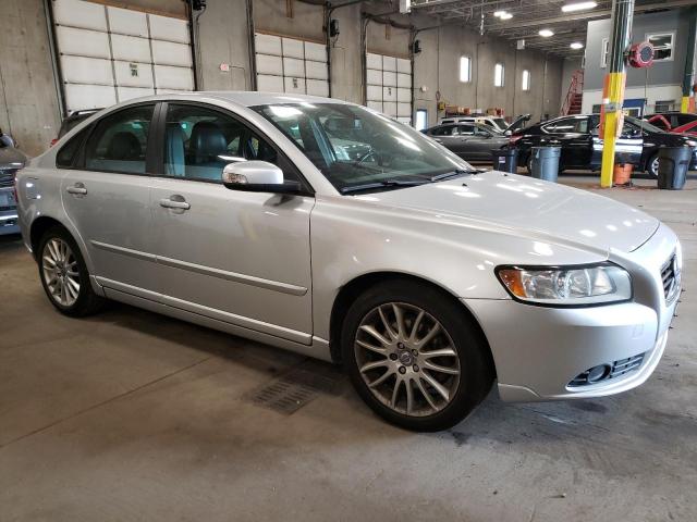 Photo 4 from auction – 2011 VOLVO S40 T5 with VIN YV1672MS7B2539326