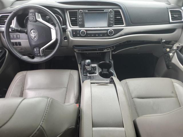 Photo 8 from auction – 2016 TOYOTA HIGHLANDER with VIN 5TDJKRFHXGS236534