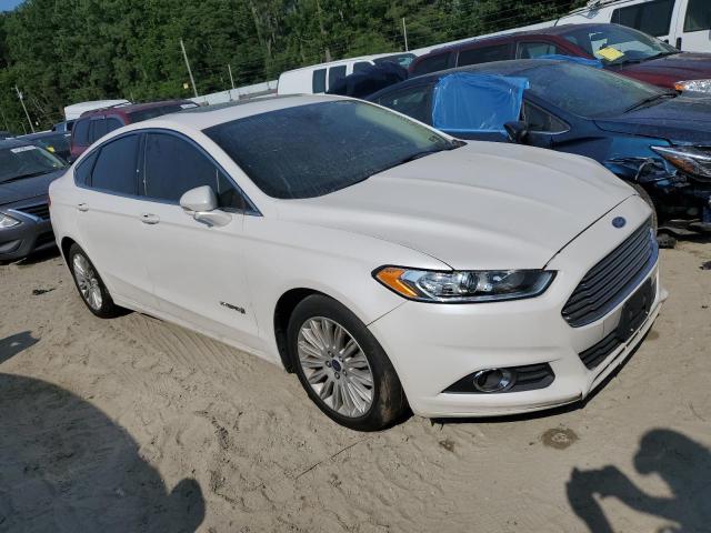 Foto 4 de la subasta – 2016 FORD FUSION SE con VIN 3FA6P0LU6GR128604