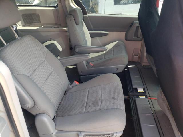 Photo 11 from auction – 2010 DODGE GRAND CARA with VIN 2D4RN5D15AR349206