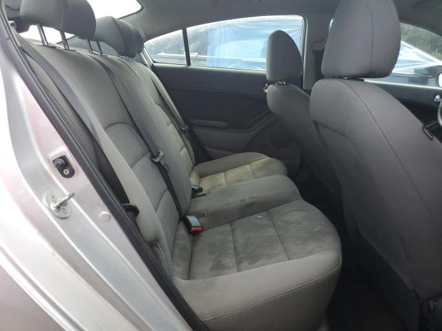 Photo 10 from auction – 2015 KIA FORTE LX with VIN KNAFK4A60F5363485