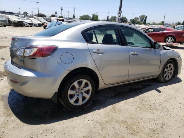Photo 3 from auction – 2013 MAZDA 3 I with VIN JM1BL1UP1D1769779