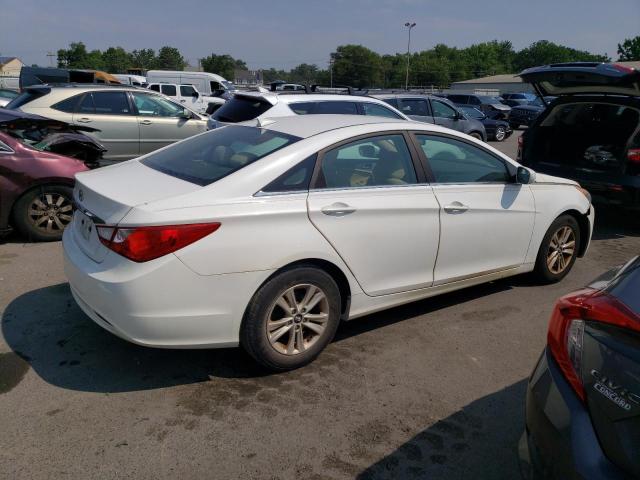 Photo 3 from auction – 2013 HYUNDAI SONATA GLS with VIN 5NPEB4AC5DH800415
