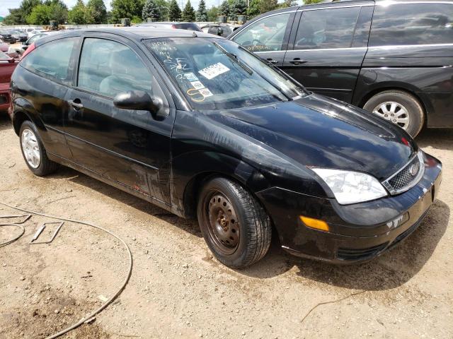 Photo 4 from auction – 2005 FORD FOCUS ZX3 with VIN 3FAFP31N75R147088