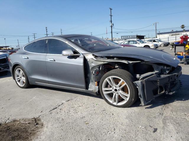 Photo 4 from auction – 2013 TESLA MODEL S with VIN 5YJSA1CG1DFP19978