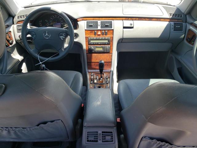 Photo 8 from auction – 2001 MERCEDES-BENZ E 320 with VIN WDBJF65J01B214515