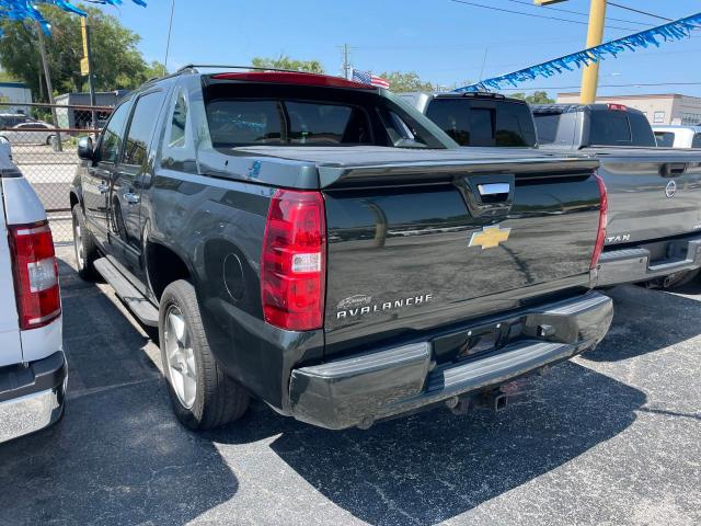 Photo 3 from auction – 2013 CHEVROLET AVALANCHE with VIN 3GNTKEE75DG211536
