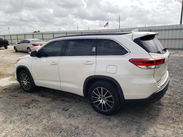 Photo 2 from auction – 2018 TOYOTA HIGHLANDER with VIN 5TDJZRFH9JS546273