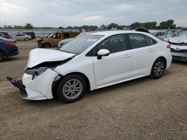 TOYOTA COROLLA LE 2022 with VIN JTDEAMDE9NJ053135 - Photo from auction