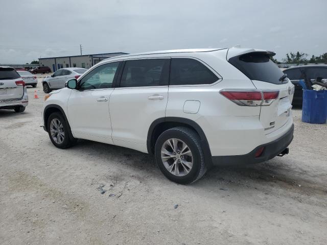 Photo 2 from auction – 2015 TOYOTA HIGHLANDER with VIN 5TDJKRFH4FS134483