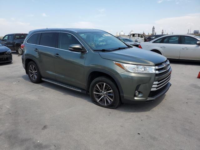 Photo 4 from auction – 2018 TOYOTA HIGHLANDER with VIN 5TDKZRFH0JS262549