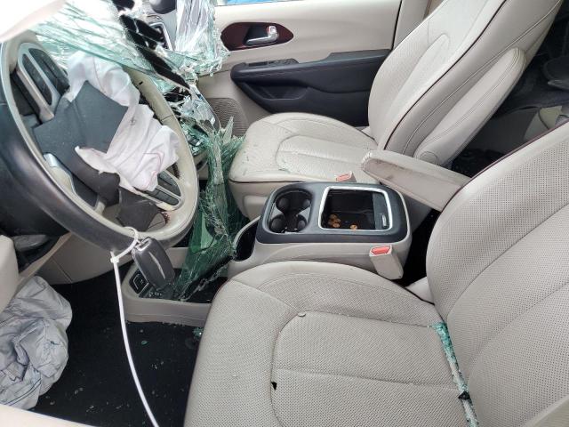 Photo 7 from auction – 2017 CHRYSLER PACIFICA L with VIN 2C4RC1GG1HR757921