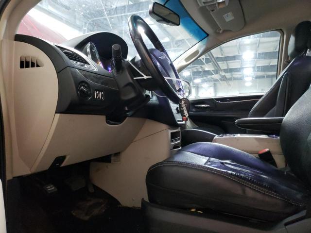 Photo 7 from auction – 2012 CHRYSLER TOWN & COU with VIN 2C4RC1BG4CR344150