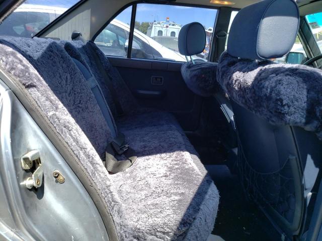 Photo 10 from auction – 1987 BMW 528 E AUTO with VIN WBADK8304H9709024