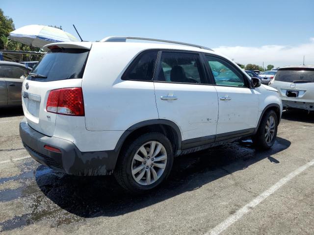 Photo 3 from auction – 2011 KIA SORENTO EX with VIN 5XYKU4A18BG047981