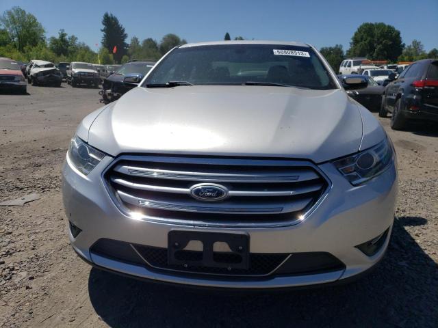 Photo 5 from auction – 2016 FORD TAURUS LIM with VIN 1FAHP2F83GG111172