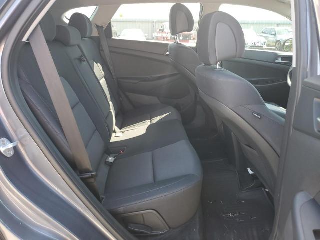 Photo 10 from auction – 2018 HYUNDAI TUCSON SE with VIN KM8J2CA4XJU652955