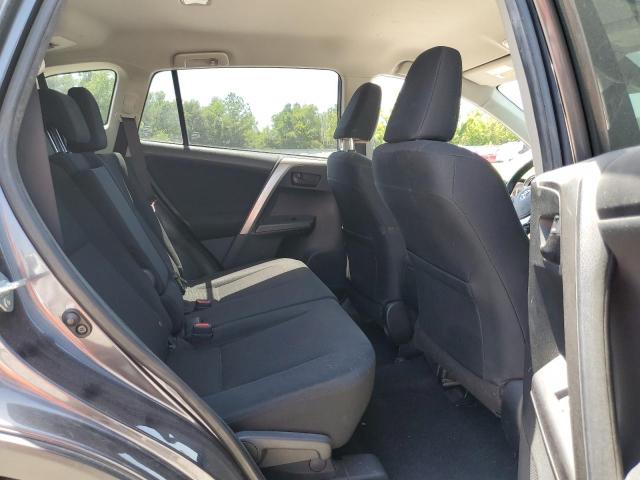 Photo 11 from auction – 2018 TOYOTA RAV4 LE with VIN JTMZFREV8JJ166180