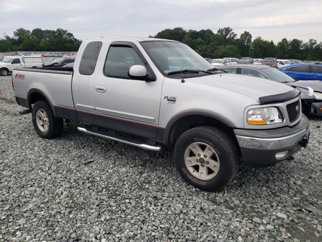 Photo 4 from auction – 2002 FORD F150 with VIN 1FTRX18L92NA95641