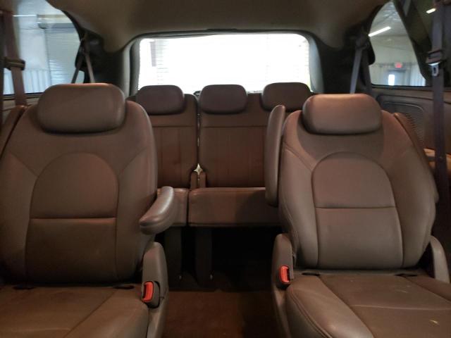 Photo 10 from auction – 2005 CHRYSLER TOWN & COU with VIN 2C8GP64L95R479435