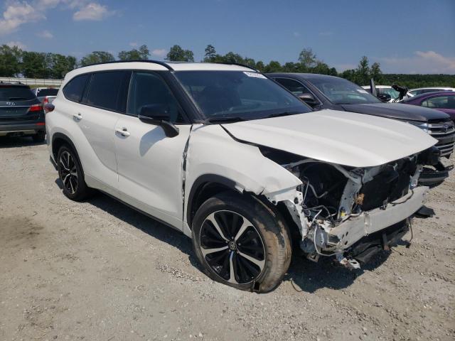 Photo 4 from auction – 2021 TOYOTA HIGHLANDER with VIN 5TDJZRBH4MS056690