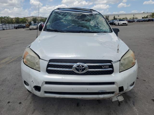 Photo 5 from auction – 2007 TOYOTA RAV4 LIMIT with VIN JTMBK34V275032231