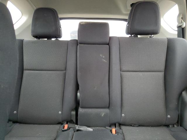 Photo 10 from auction – 2017 TOYOTA RAV4 XLE with VIN 2T3RFREVXHW547802