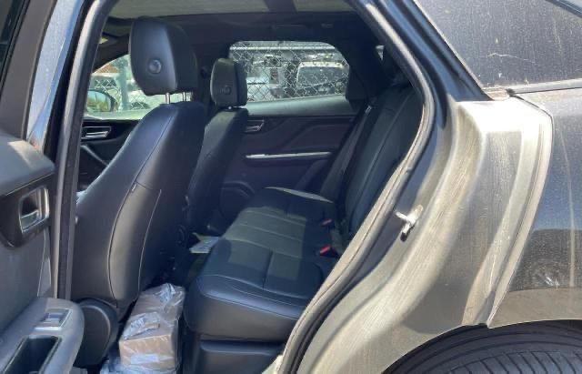 Photo 6 from auction – 2017 JAGUAR F-PACE PRE with VIN SADCJ2BV8HA067907