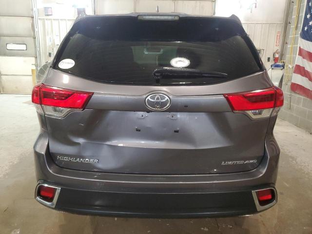 Photo 6 from auction – 2018 TOYOTA HIGHLANDER with VIN 5TDDZRFH0JS902042