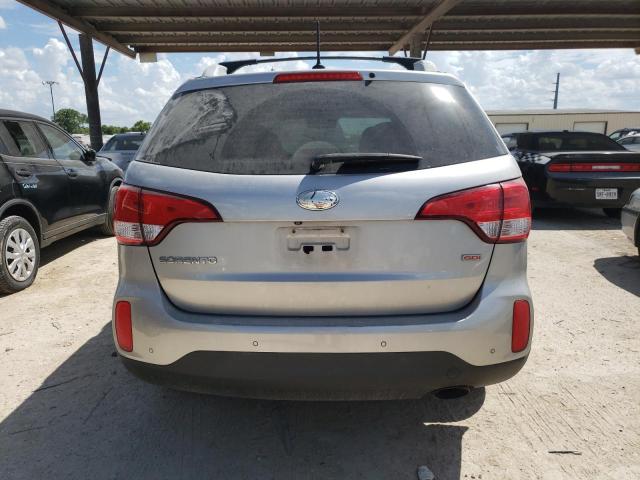 Photo 6 from auction – 2015 KIA SORENTO LX with VIN 5XYKT4A60FG620974
