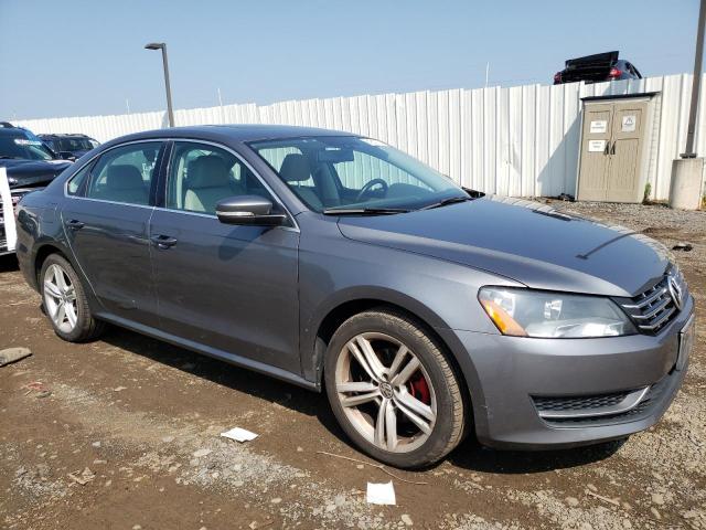 Photo 4 from auction – 2014 VOLKSWAGEN PASSAT SE with VIN 1VWBN7A34EC084497