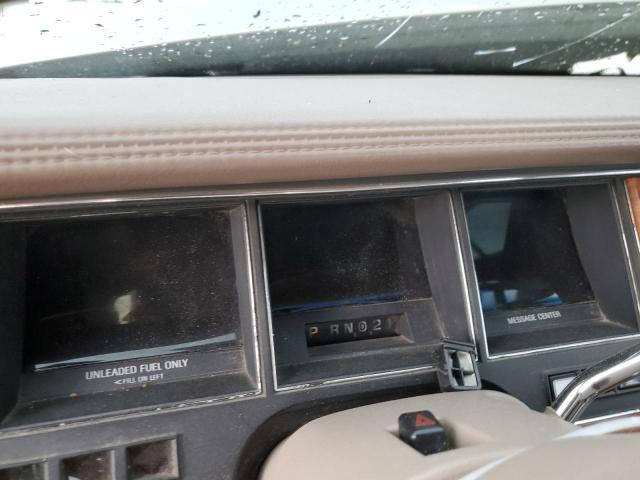 Photo 9 from auction – 1993 LINCOLN TOWN CAR E with VIN 1LNLM81WXPY748717