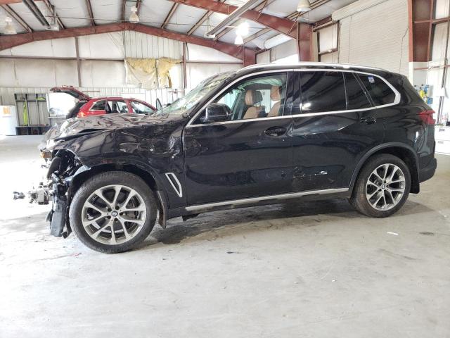BMW X5 XDRIVE5 2019 with VIN 5UXJU2C57KLN66040 - Photo from auction