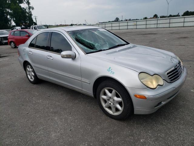 Photo 4 from auction – 2002 MERCEDES-BENZ C 240 with VIN WDBRF61J42E003617