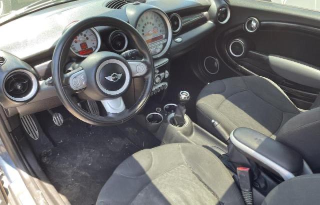 Photo 9 from auction – 2010 MINI COOPER S with VIN WMWMF7C54ATX43404
