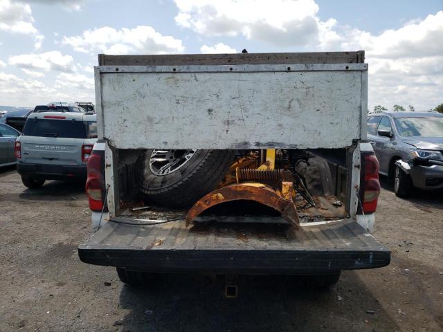 Photo 6 from auction – 2005 CHEVROLET silverado with VIN 1GCHK29UX5E119389