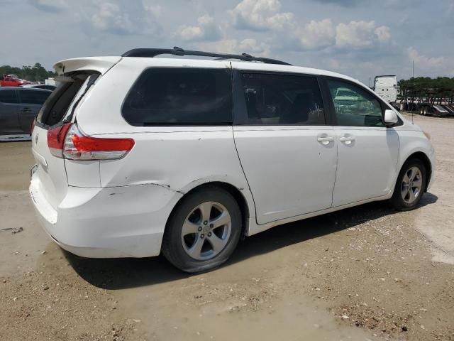 Photo 3 from auction – 2012 TOYOTA SIENNA LE with VIN 5TDKK3DC6CS232578
