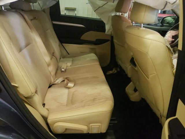 Photo 10 from auction – 2017 TOYOTA HIGHLANDER with VIN 5TDBZRFH3HS439945