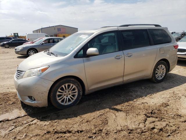 Photo 1 from auction – 2015 TOYOTA SIENNA XLE with VIN 5TDYK3DC1FS687627