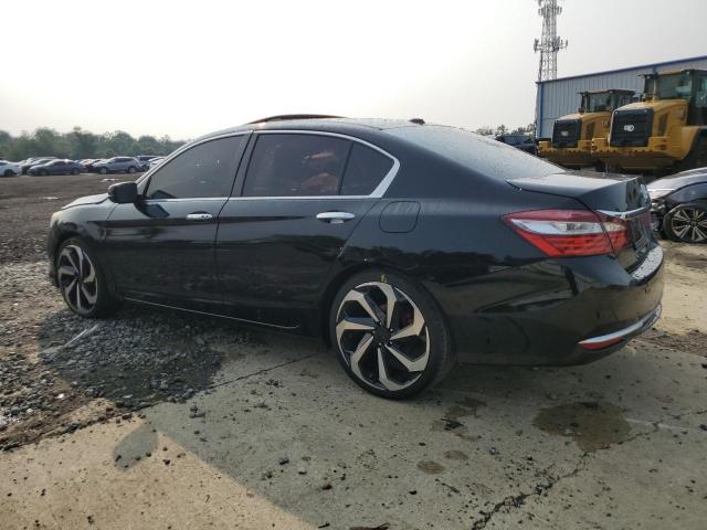 Photo 2 from auction – 2017 HONDA ACCORD with VIN 1HGCR2F70HA002521