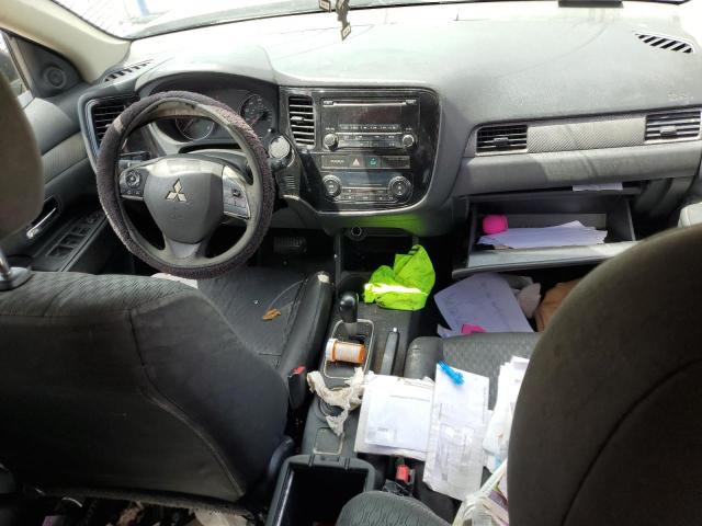Photo 8 from auction – 2014 MITSUBISHI OUTLANDER with VIN JA4AD2A38EZ004355