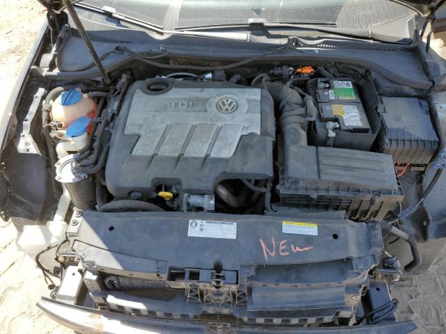 Photo 11 from auction – 2014 VOLKSWAGEN JETTA TDI with VIN 3VWPL7AJ4EM627680