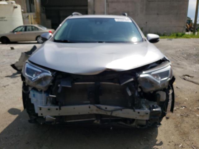 Photo 5 from auction – 2017 TOYOTA RAV4 LIMIT with VIN 2T3DFREV4HW648344