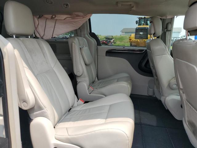 Photo 11 from auction – 2013 CHRYSLER TOWN & COU with VIN 2C4RC1GG8DR531241
