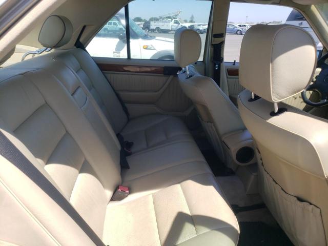 Photo 10 from auction – 1993 MERCEDES-BENZ 300 E with VIN WDBEA32E1PB926787