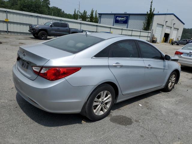 Photo 3 from auction – 2012 HYUNDAI SONATA GLS with VIN 5NPEB4AC2CH480453